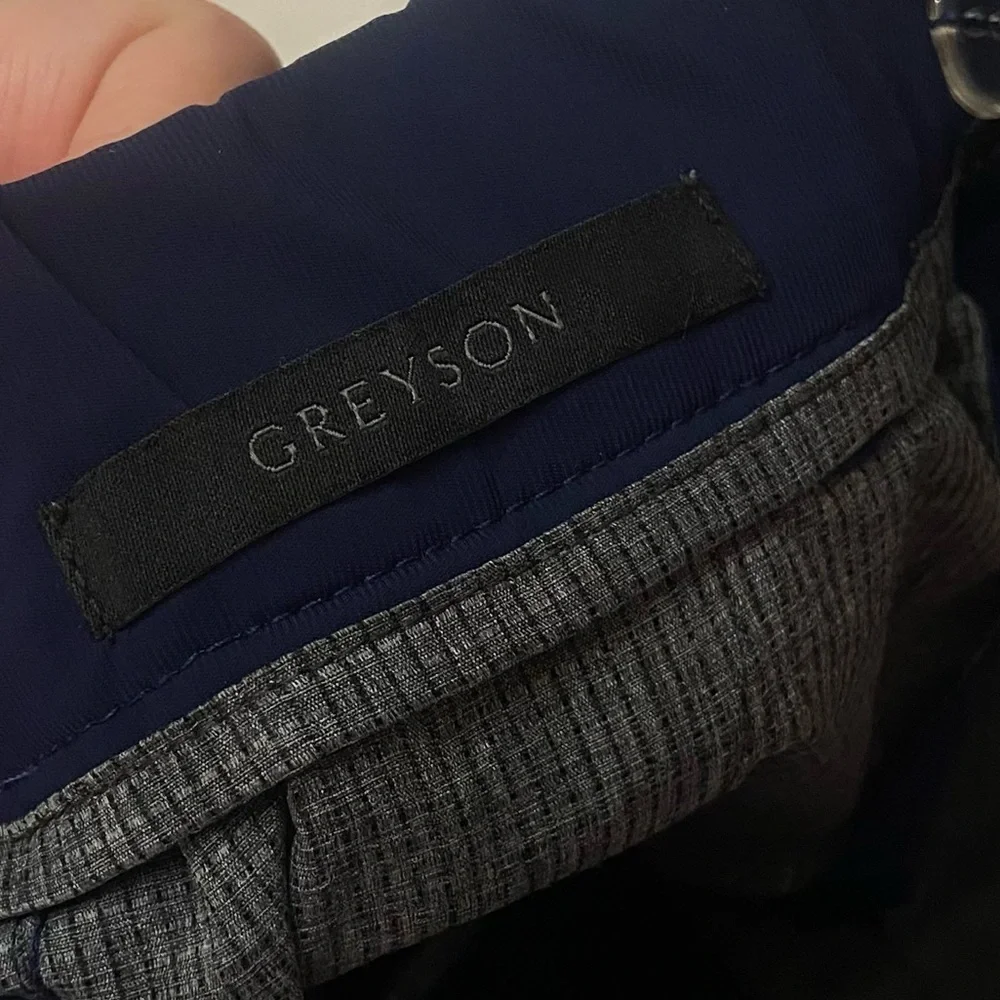 Greyson men's montauk short in maltese blue Size 32 1127